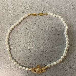 Vivienne Westwood Gold Orb Pearl Choker